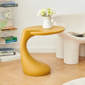 Креативный маленький приставной столик простой современный угловой столик диван в гостиной, маленький столик специальной формы для чая и секса, прикроватный столик
